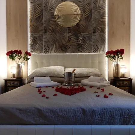 Royale Bed & Breakfast *