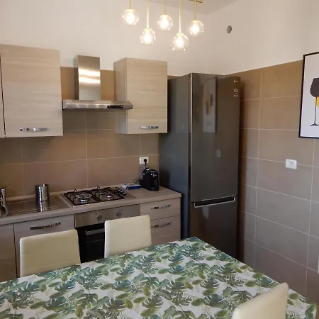 Royale 3* Caserta