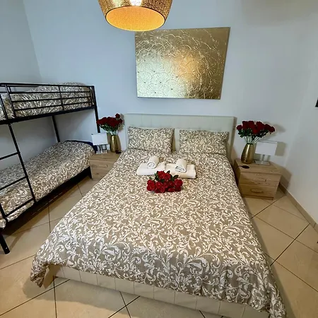 Royale Bed & Breakfast 3*